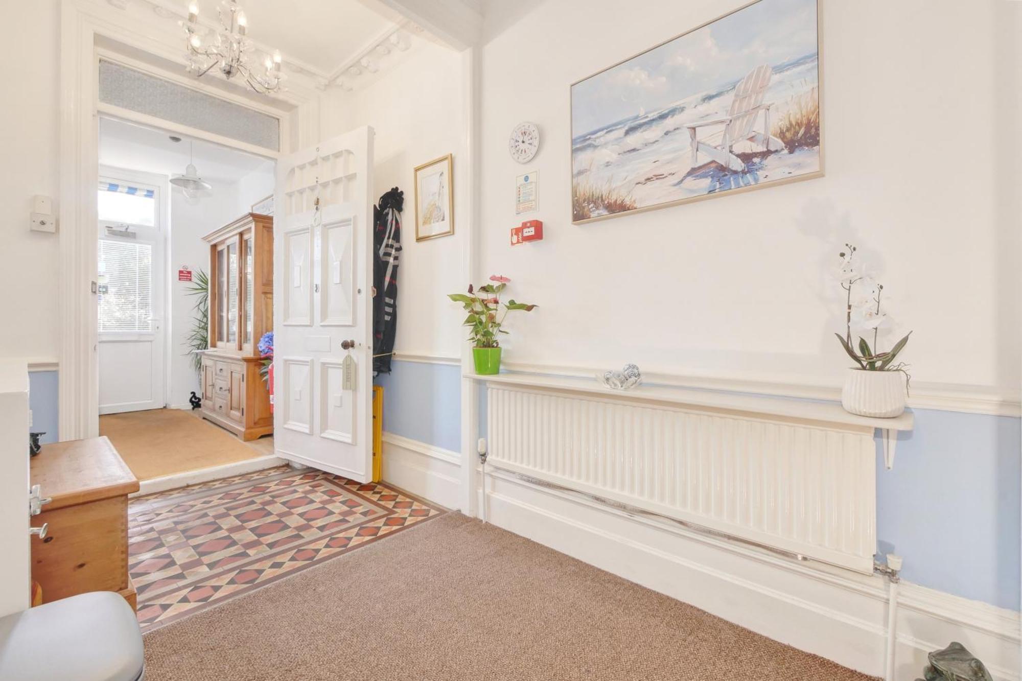 Bay Lodge Guest House Истбурн Экстерьер фото